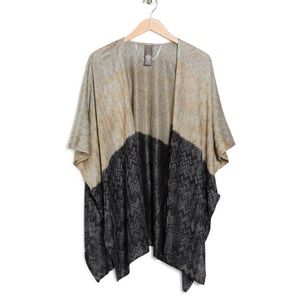 Vince Camuto Colorblock Lurex Topper, OS